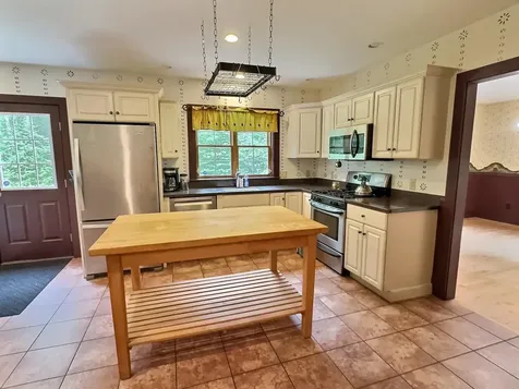 987 Dunbar Hill Road Grantham NH 03753