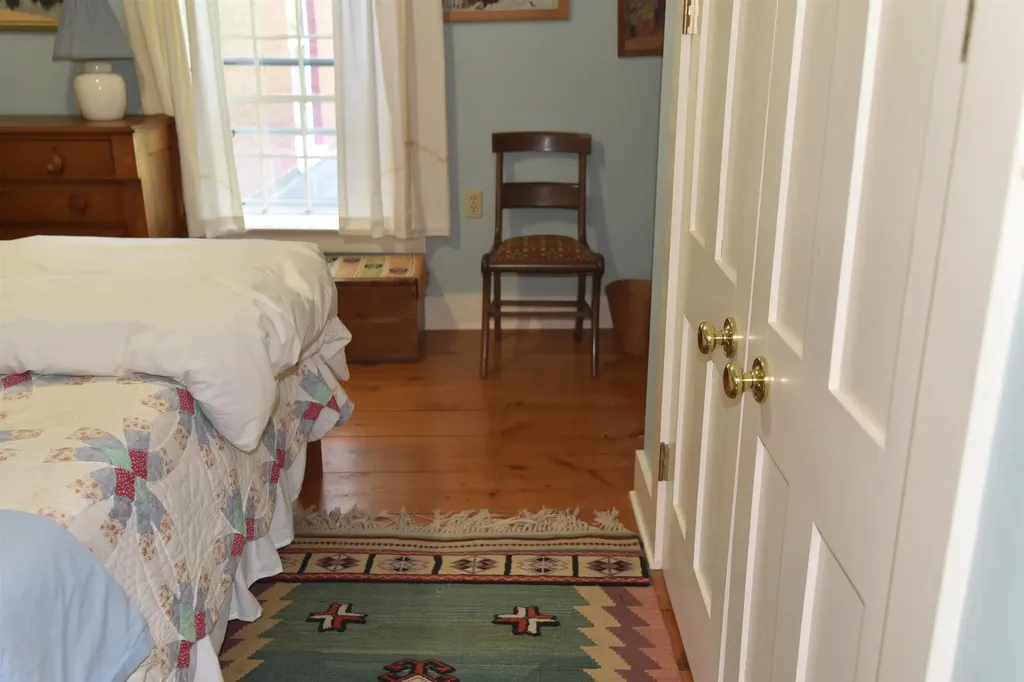 327 Browns Trace Jericho VT 05465