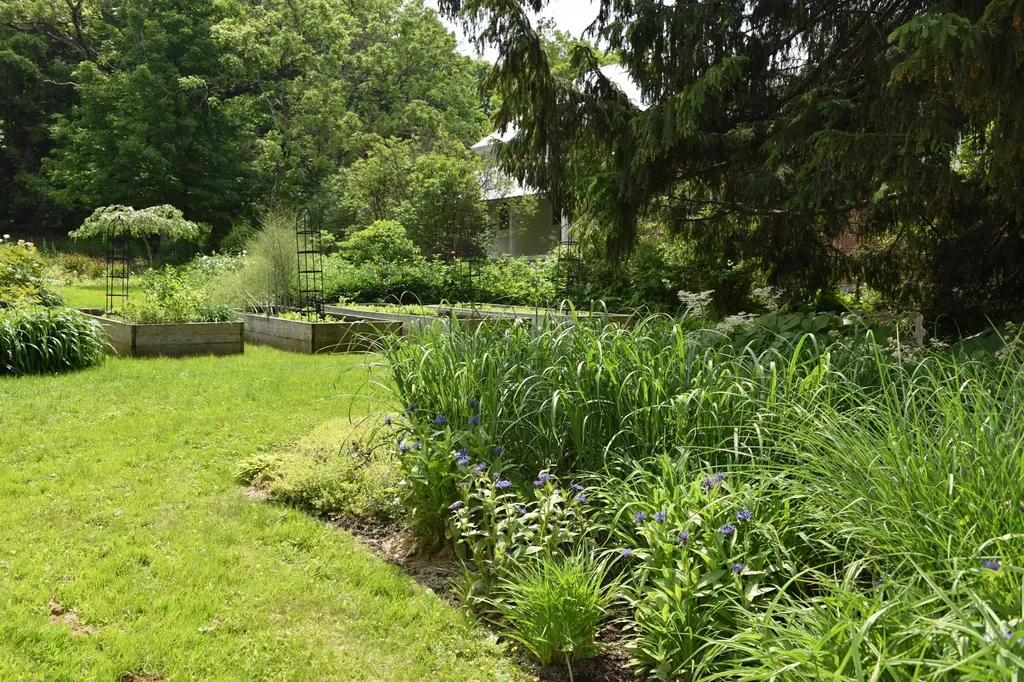 327 Browns Trace Jericho VT 05465