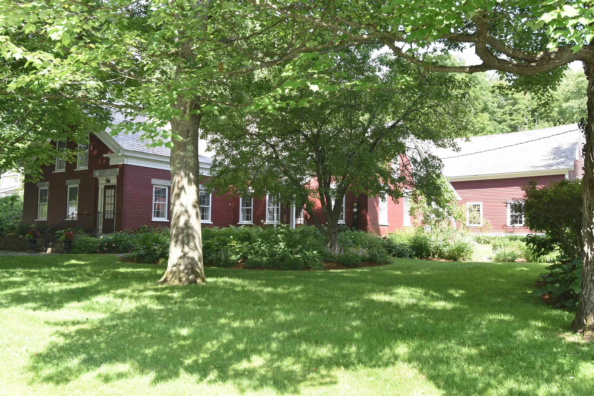 327 Browns Trace Jericho VT 05465