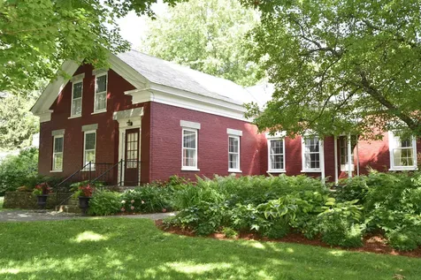 327 Browns Trace Jericho VT 05465
