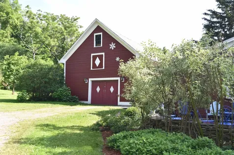327 Browns Trace Jericho VT 05465