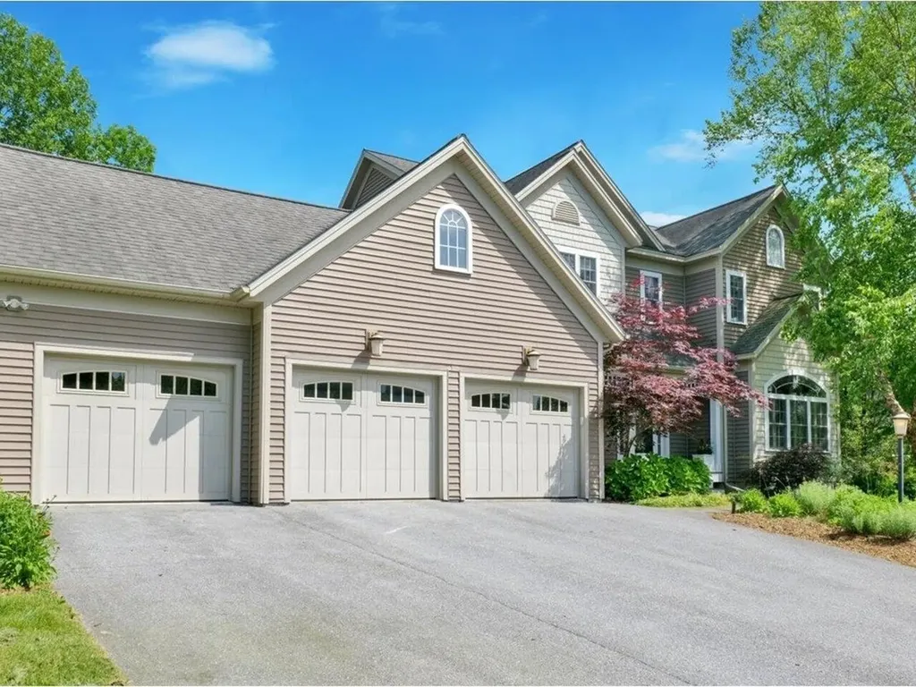 331 Boulder Hill Drive Shelburne VT 05482