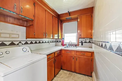 121 Palm Street Nashua NH 03060