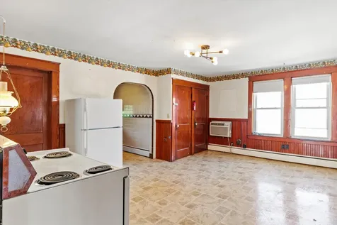 121 Palm Street Nashua NH 03060