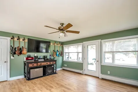 140 Middle Street Lancaster NH 03584