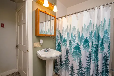 140 Middle Street Lancaster NH 03584