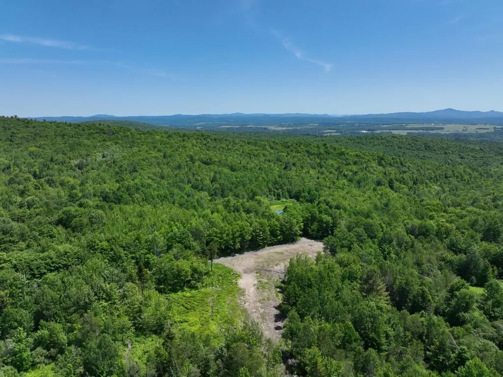 1400 Clark Mountain Road Newport Town VT 05857