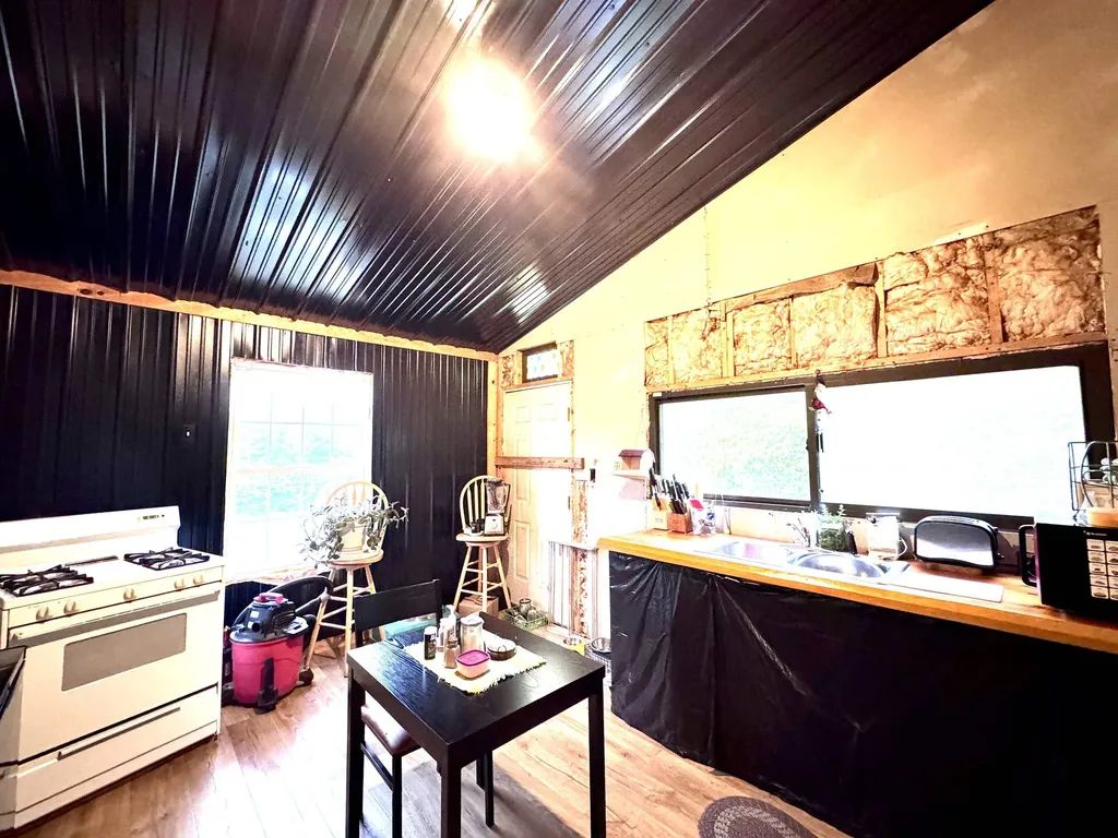 2132 Vt Route 105 Bloomfield VT 05905