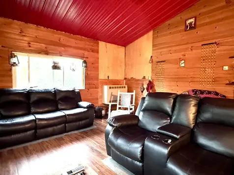 2132 Vt Route 105 Bloomfield VT 05905