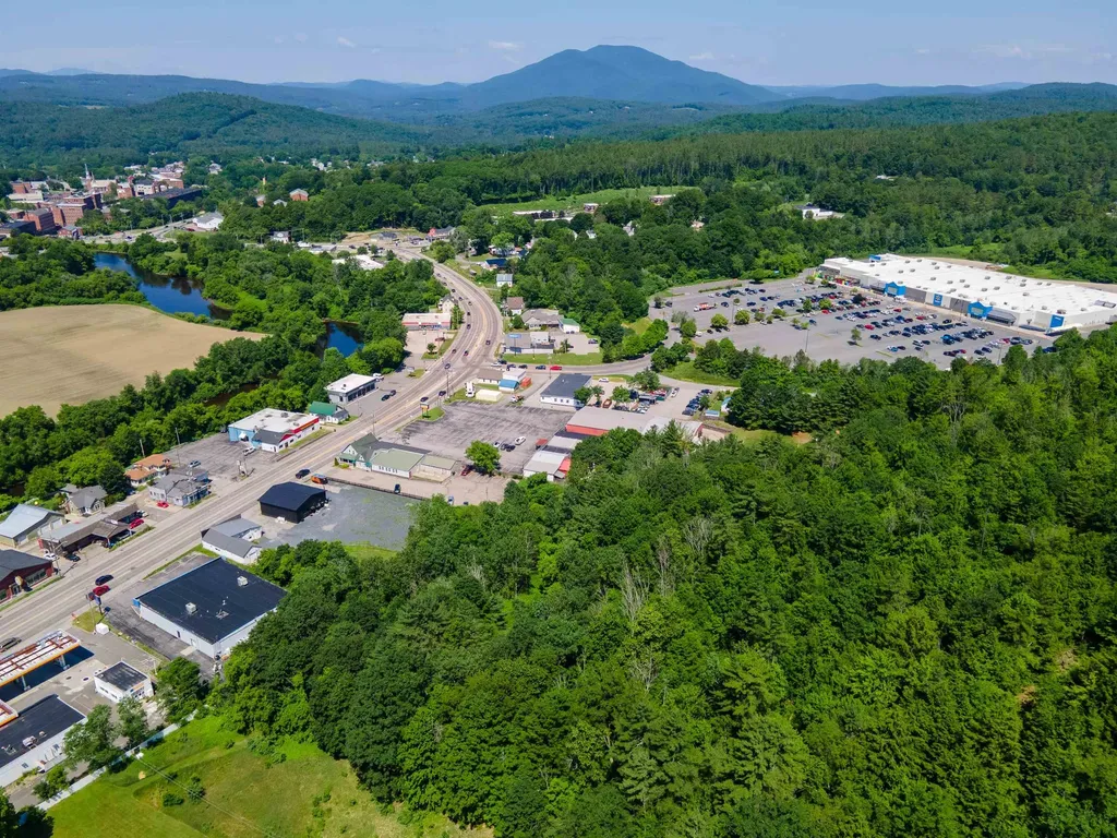 174 Washington Street Claremont NH 03743