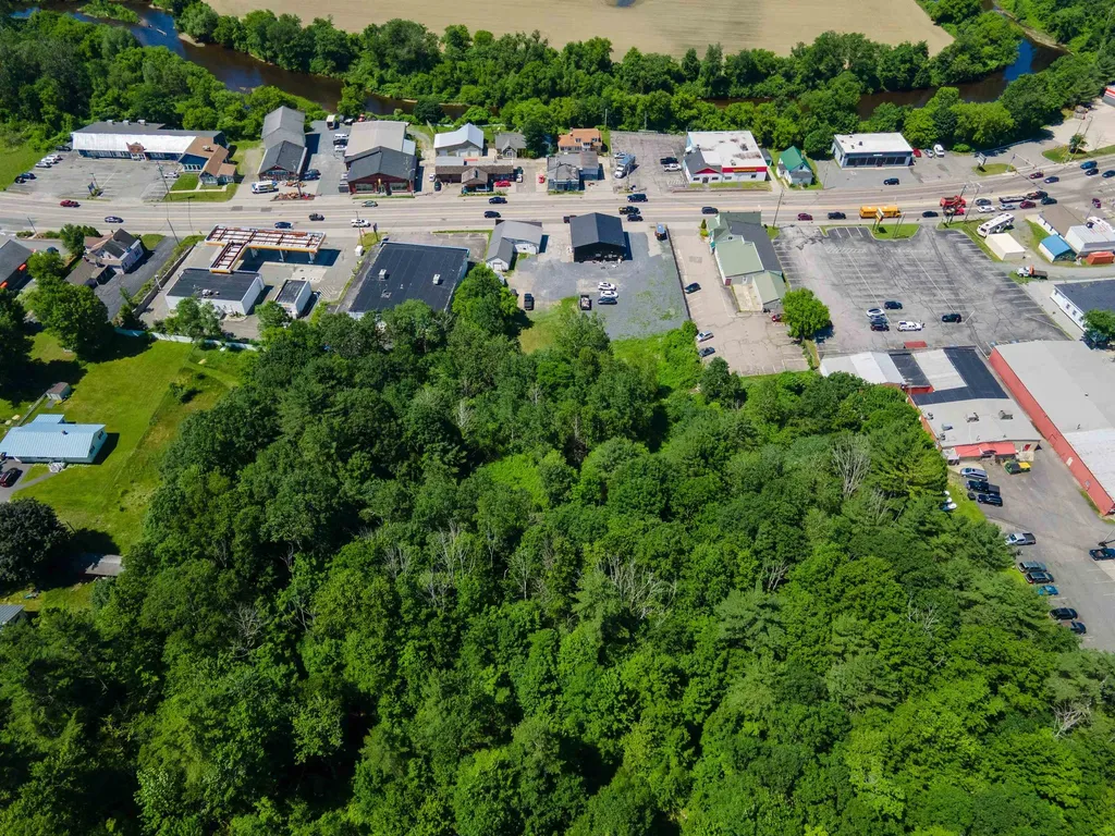 174 Washington Street Claremont NH 03743