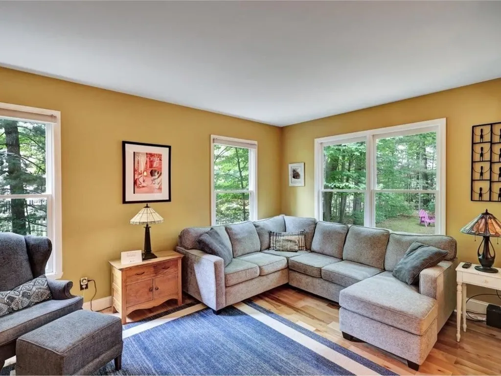 25 Sydney Drive Essex VT 05452