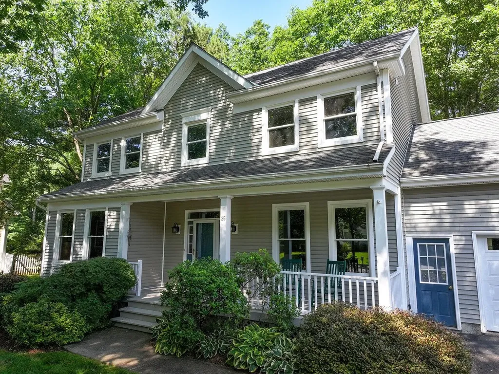 25 Sydney Drive Essex VT 05452