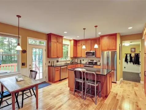 25 Sydney Drive Essex VT 05452