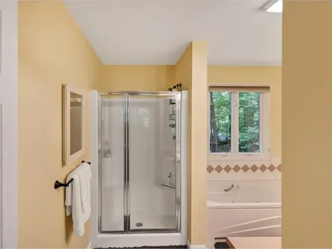 25 Sydney Drive Essex VT 05452