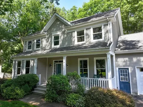 25 Sydney Drive Essex VT 05452