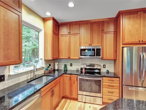 25 Sydney Drive Essex VT 05452