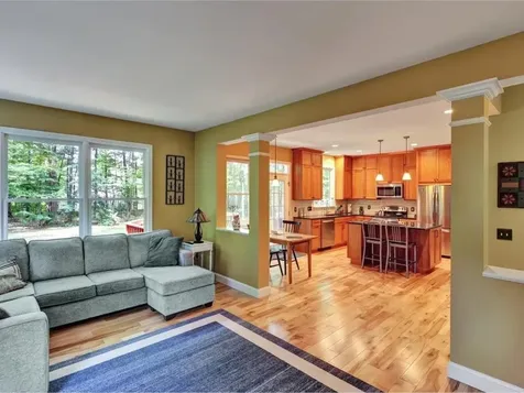 25 Sydney Drive Essex VT 05452