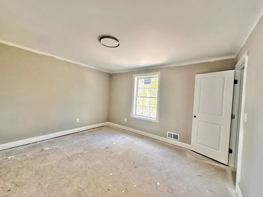 1 Blaisdell Court Raymond NH 03077