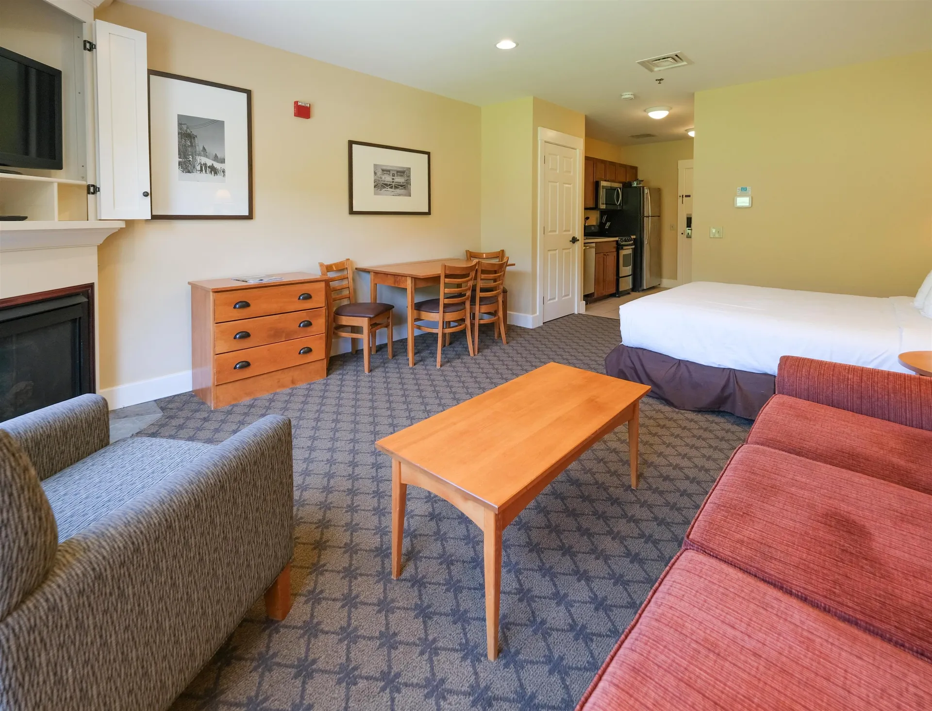 365 Q4 Jackson Gore Inn Road Ludlow VT 05149