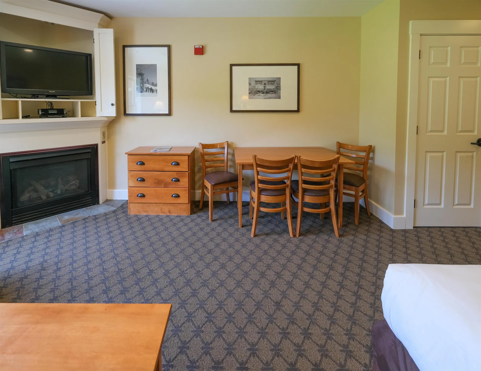 365 Q4 Jackson Gore Inn Road Ludlow VT 05149