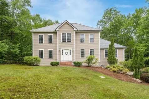 83 Center Road Chichester NH 03258