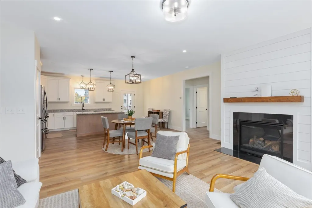 49 Roberts Drive Jaffrey NH 03452