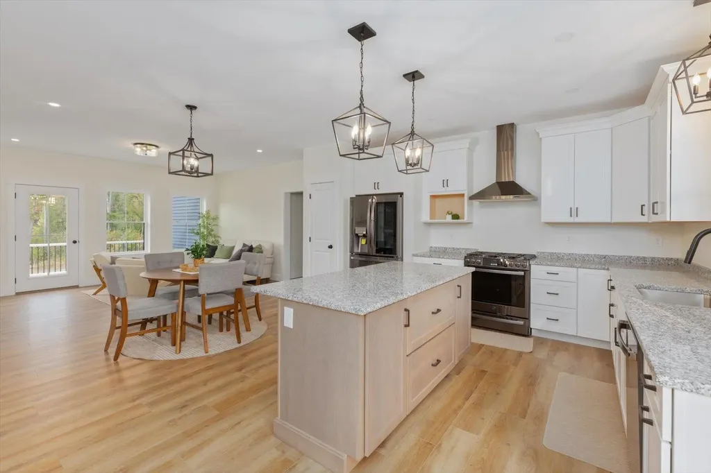 49 Roberts Drive Jaffrey NH 03452