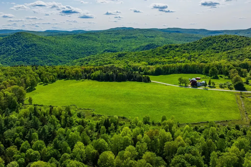 395 King Hill Road Readsboro VT 05350