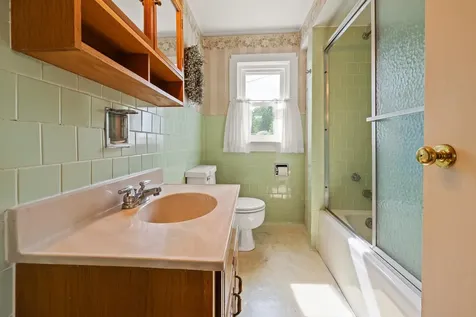 395 King Hill Road Readsboro VT 05350