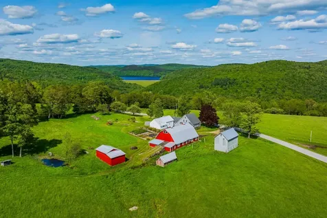 395 King Hill Road Readsboro VT 05350