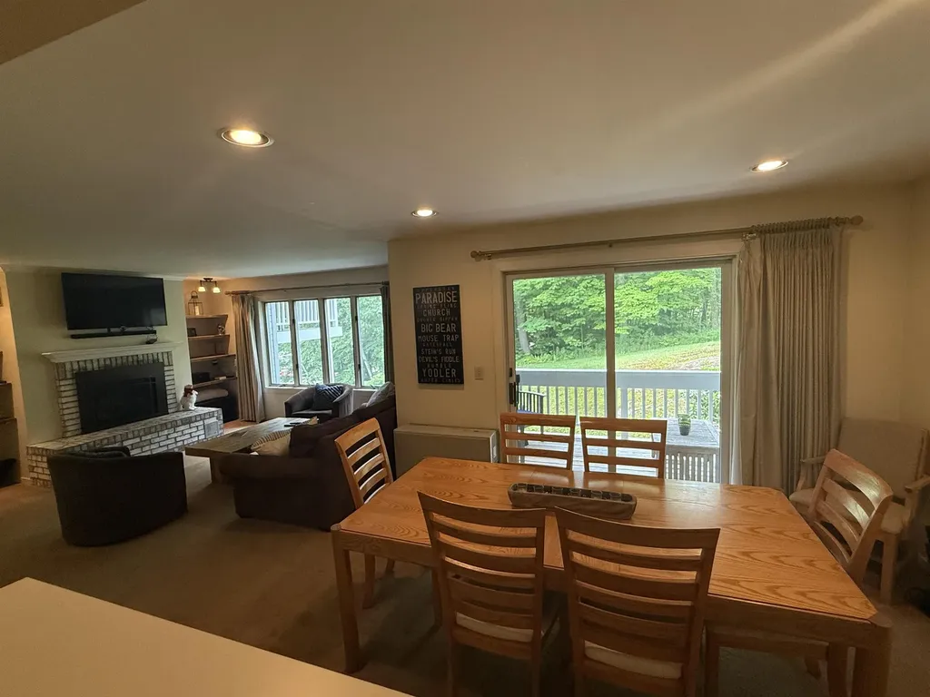 34 Paradise Way Warren VT 05674