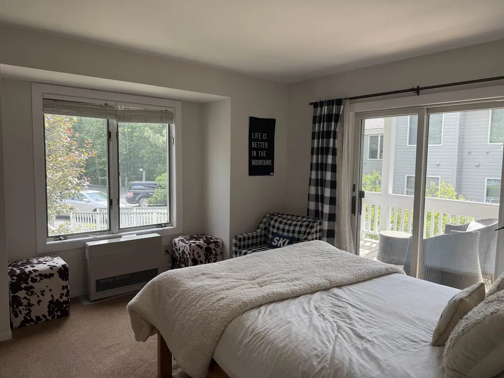 34 Paradise Way Warren VT 05674