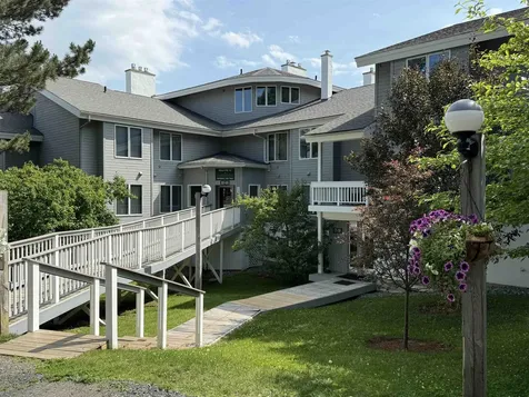 34 Paradise Way Warren VT 05674