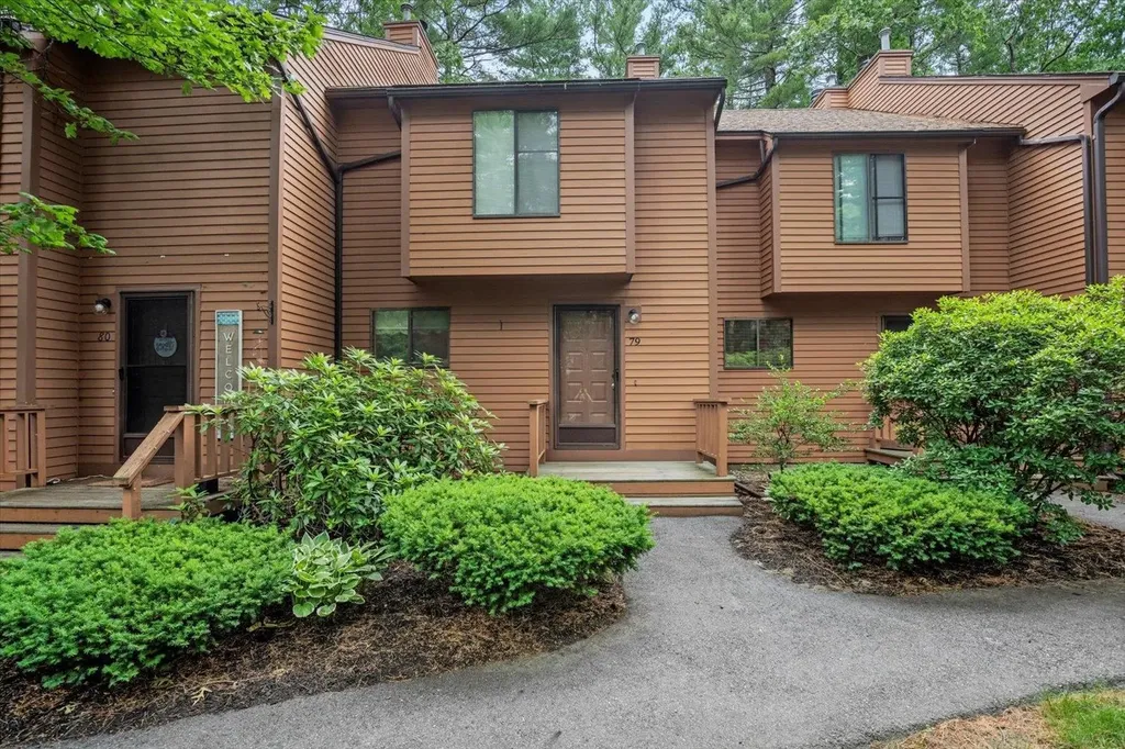 79 Dunvegan Woods Drive Hampton NH 03842