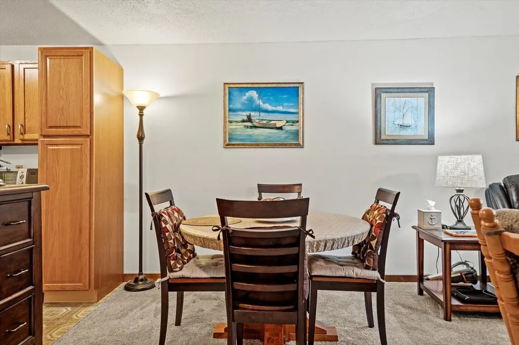 79 Dunvegan Woods Drive Hampton NH 03842