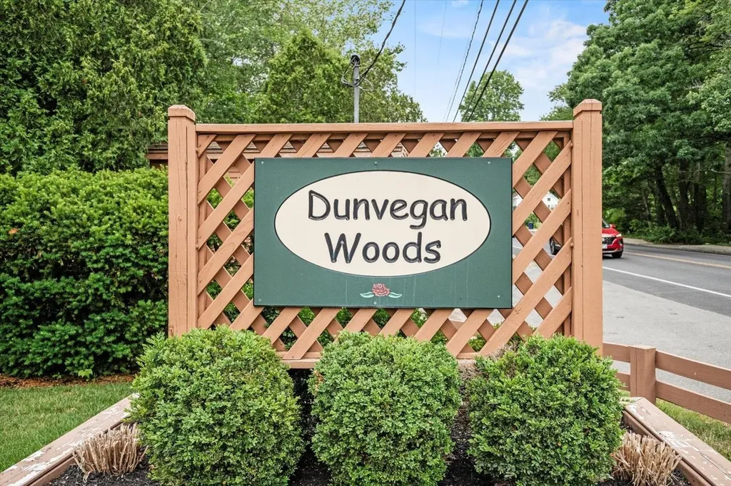 79 Dunvegan Woods Drive Hampton NH 03842