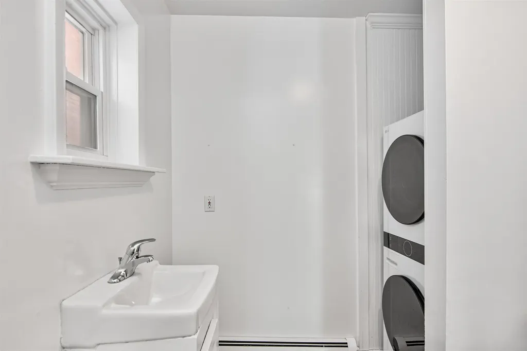 89 College Street Burlington VT 05465