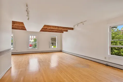 89 College Street Burlington VT 05465