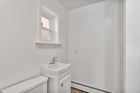 89 College Street Burlington VT 05465