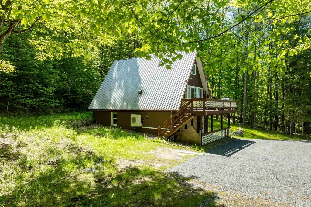 400 East Lake Road Ludlow VT 05149