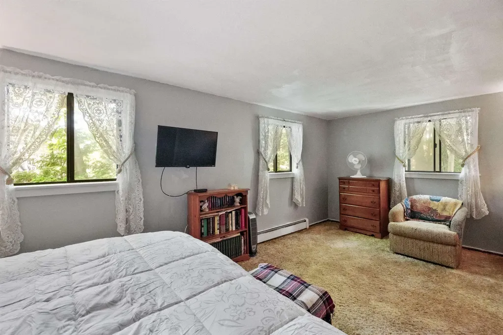 40 Timber Lane Laconia NH 03246