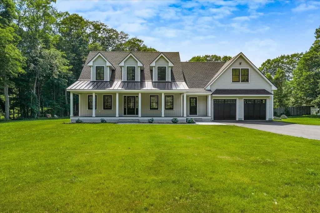 195 Amesbury Road Kensington NH 03833