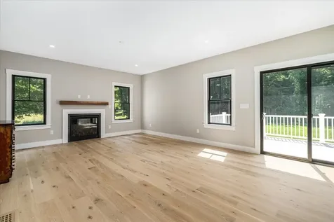 195 Amesbury Road Kensington NH 03833