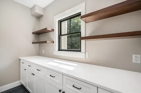 195 Amesbury Road Kensington NH 03833