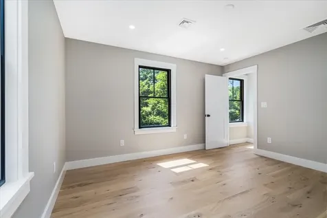 195 Amesbury Road Kensington NH 03833