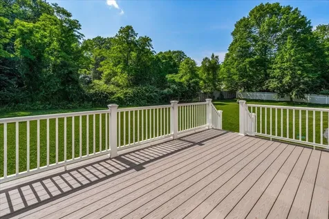 195 Amesbury Road Kensington NH 03833