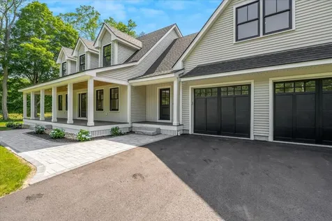 195 Amesbury Road Kensington NH 03833