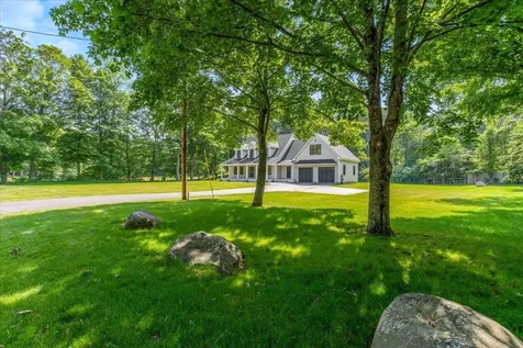 195 Amesbury Road Kensington NH 03833
